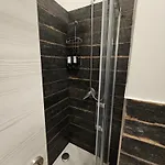 Apartment Sant Antonino In Zona Tranquilla A 12 Min Dal Centro In Metro